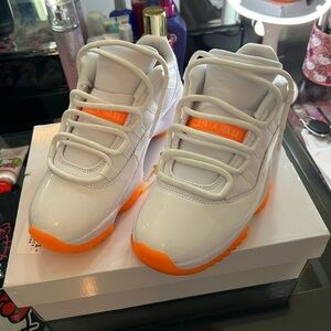 Jordan 11 Citrus
